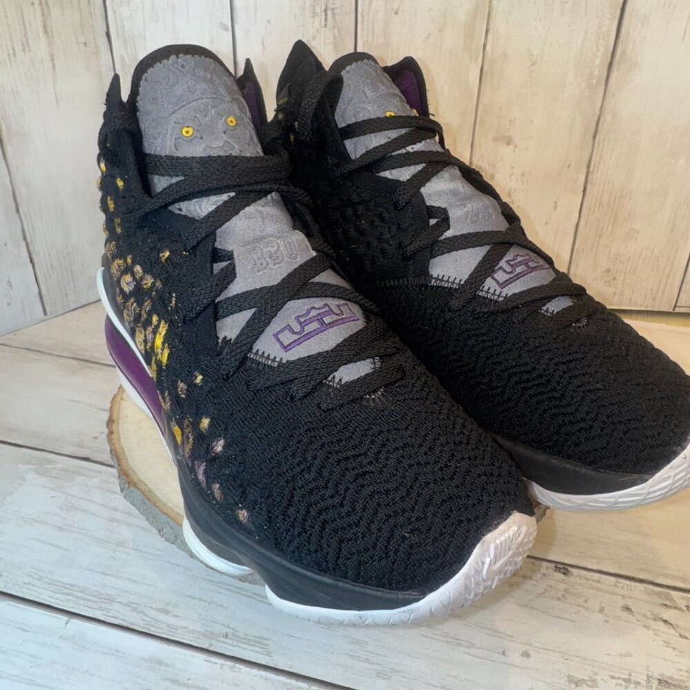 Nike Lebron XVII 17 Mens 7.5 "Lake Show" Black / White / Eggplant [BQ3177-004] - Picture 4 of 12